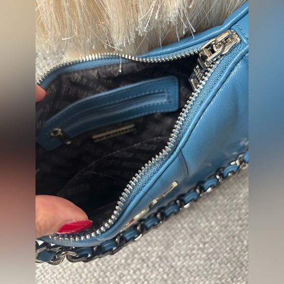 Steve Madden Quilted Chain Strap Shoulder Bag Blue – Brand New with Tags - Picture 3 of 7